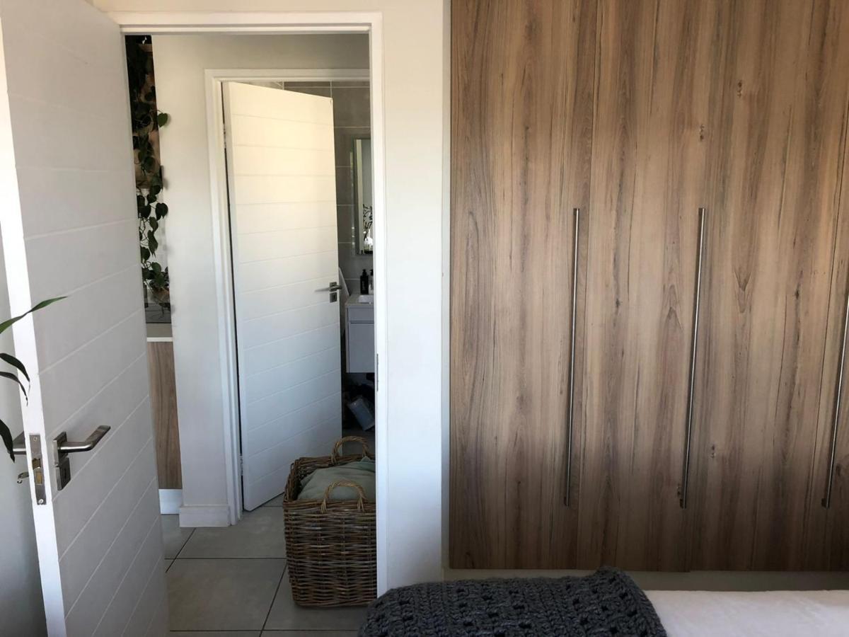 Luxury One Bedroom Apartment Somerset West Zewnętrze zdjęcie
